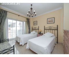 APARTAMENTO EN PRIMERA LINEA DE PLAYA- PUERTO BANÚS-NUEVA ANDALUCIA-MARBELLA