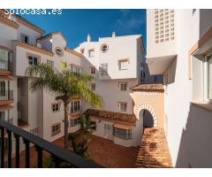APARTAMENTO EN PRIMERA LINEA DE PLAYA- PUERTO BANÚS-NUEVA ANDALUCIA-MARBELLA