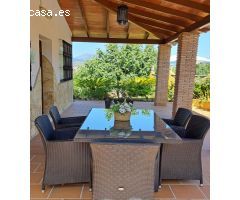 Amplia  finca en venta en Coín, Málaga