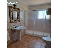 Amplia  finca en venta en Coín, Málaga