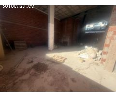 LOCAL COMERCIAL EN CAMPELLO