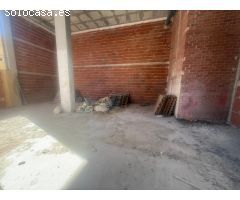 LOCAL COMERCIAL EN CAMPELLO