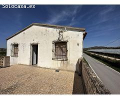 Casa con terreno en Venta en El rebolledo, Alicante
