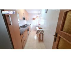 Apartamento en primera línea de la playa de San Juan con vistas despejadas y comodidades exclusivas