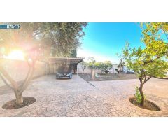 Chalet urbano en Villamontes con parcela de 800m2 y vistas despejadas
