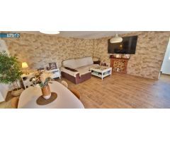 Encantadora Parcela Rústica con Piscina Privada y Chalet en Entorno Tranquilo