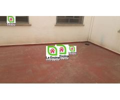 Se vende piso en barrio del Oeste