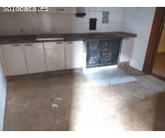 Se vende casa en La Ribera de Folgoso