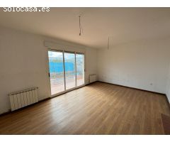 Acogedor Adosado en Congosto, Zona Almazcara - Ideal para Tu Familia ?????