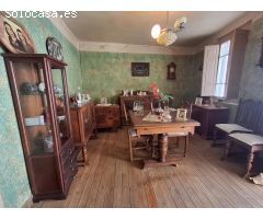 VENTA: Casa con Terreno Valtuille de Abajo