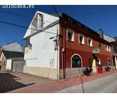 CASA CON NEGOCIO EN VENTA