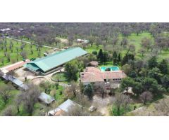 Villa en venta con explotación hípica. San Lorenzo de El Escorial.
