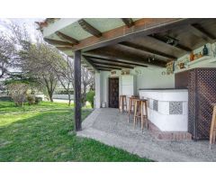 Villa en venta con explotación hípica. San Lorenzo de El Escorial.