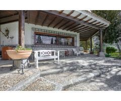 Villa en venta con explotación hípica. San Lorenzo de El Escorial.