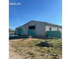 VENTA DE NAVE INDUSTRIAL CON PARCELA EN LAS CHANAS