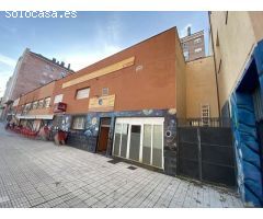 Local en C/ Ángel Barja, Ponferrada