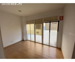 Local en C/ Ángel Barja, Ponferrada