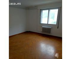 PISO  EN AVENIDA  PORTUGAL- PONFERRADA