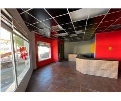LOCAL COMERCIAL EN  CUATROVIENTOS