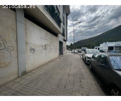 GRAN LOCAL CON POSIBILIDAD DE SEGREGAR EN 4 LOCALES