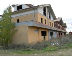 OBRA EN CONSTRUCCION EN VEGA DE INFANZONES- VILLA DE SOTO