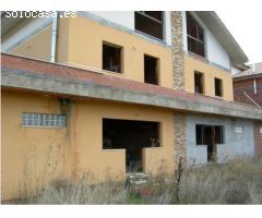 OBRA EN CONSTRUCCION EN VEGA DE INFANZONES- VILLA DE SOTO