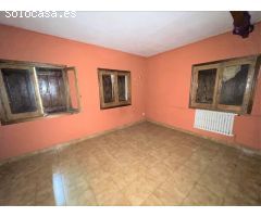 CHALET PARA REFORMAR EN PALACIOS  DEL SIL