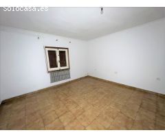 CHALET PARA REFORMAR EN PALACIOS  DEL SIL