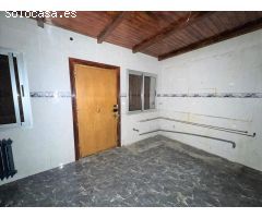 CHALET PARA REFORMAR EN PALACIOS  DEL SIL