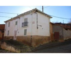 CASA PARA REFORMAR EN ALIJA DEL INFANTADO