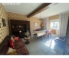 CASA CON TERRENO EN CAMPONARAYA