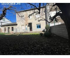 CASA CON TERRENO EN CAMPONARAYA