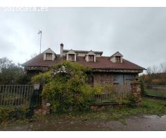 Chalet independiente en Quintana del Castillo