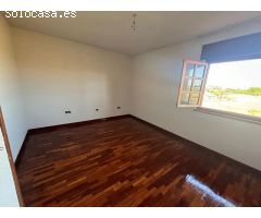 CHALET CON JARDIN EN CHOZAS DE  ABAJO