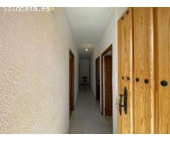 SE VENDE CASA CON TERRENO EN PONFERRADA