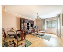 Piso con 3 habitaciones y plaza de garaje en el centro de Ponferrada