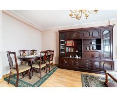 Piso con 3 habitaciones y plaza de garaje en el centro de Ponferrada