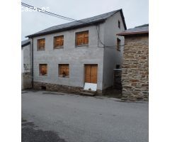 Venta casa con terreno en Tremor de Abajo