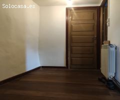VENTA DE CASA CON TERRENO EN PARADASOLANA