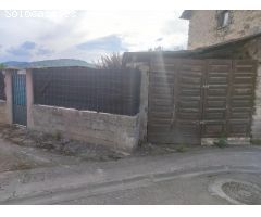 CASA DE PIEDRA CON TERRENO PARA REFORMAR EN TORAL DE LOS VADOS