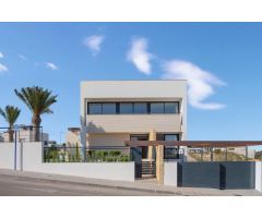 Chalet en Venta en Dehesa de campoamor, Alicante