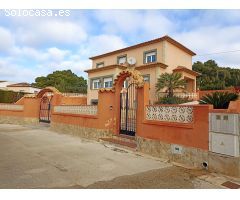 Chalet en Venta en Calpe / Calp, Alicante