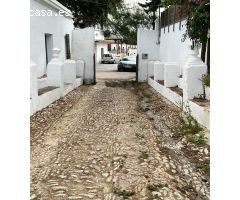CASA DE CAMPO CON TERRENO.