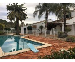Fabuloso chalet en el Aljarafe Sevillano con piscina propia