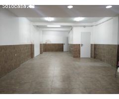 LOCAL DE 90 M2 CON PATIO