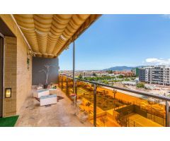 Duplex venta , en Teatinos en recinto cerrado con piscina, haciendo esquina.