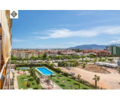 Duplex venta , en Teatinos en recinto cerrado con piscina, haciendo esquina.
