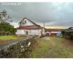 Magnifica casa con terreno y cuadras