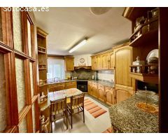 Espectacular Chalet en Ares