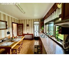 Espectacular Chalet en Ares